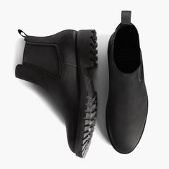 Legend Chelsea Boot — Black Matte